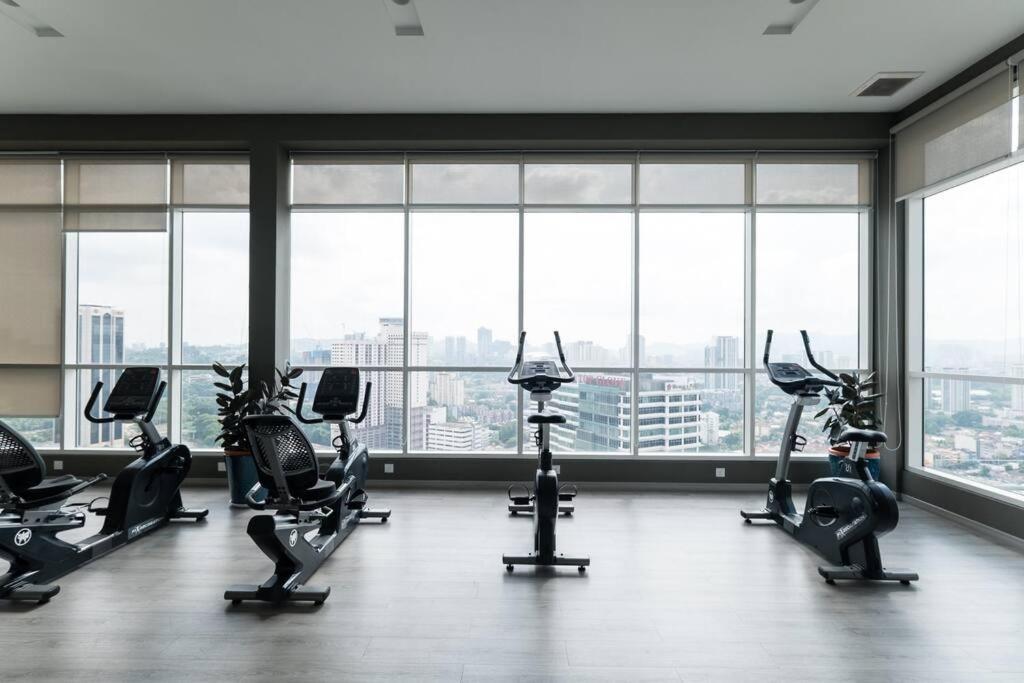 Tr Residence Lovely 3 Bedroom Unit 6Pax Next To Titiwangsa Lrt กัวลาลัมเปอร์ ภายนอก รูปภาพ