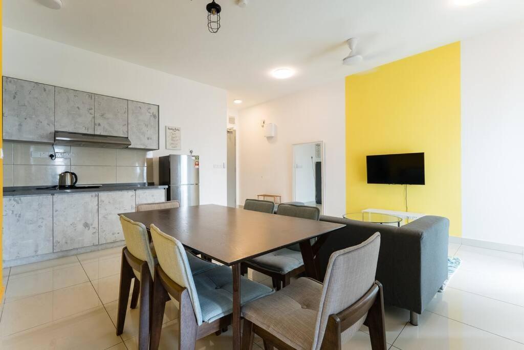Tr Residence Lovely 3 Bedroom Unit 6Pax Next To Titiwangsa Lrt กัวลาลัมเปอร์ ภายนอก รูปภาพ