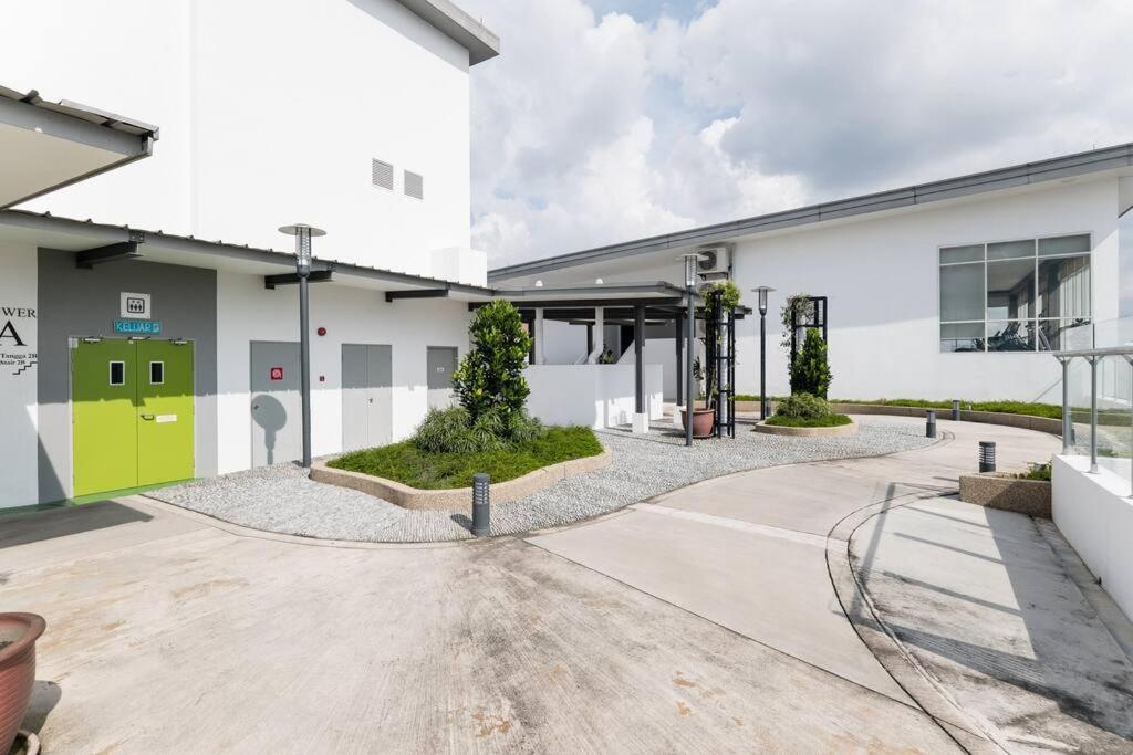 Tr Residence Lovely 3 Bedroom Unit 6Pax Next To Titiwangsa Lrt กัวลาลัมเปอร์ ภายนอก รูปภาพ