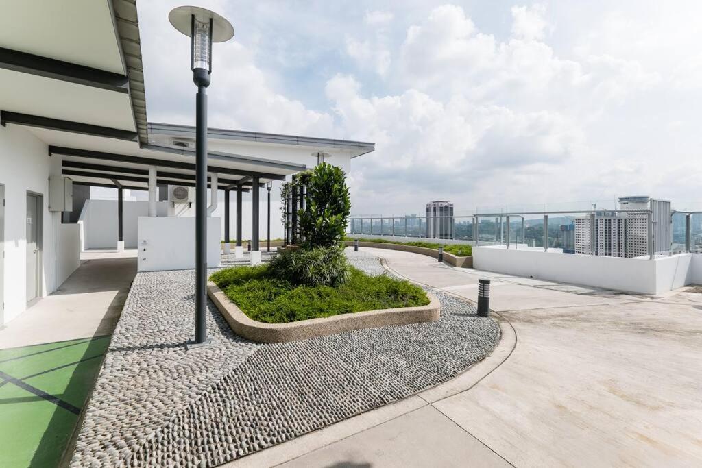 Tr Residence Lovely 3 Bedroom Unit 6Pax Next To Titiwangsa Lrt กัวลาลัมเปอร์ ภายนอก รูปภาพ