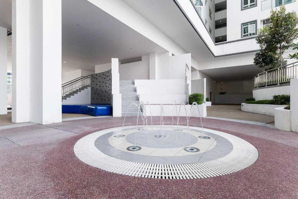 Tr Residence Lovely 3 Bedroom Unit 6Pax Next To Titiwangsa Lrt กัวลาลัมเปอร์ ภายนอก รูปภาพ