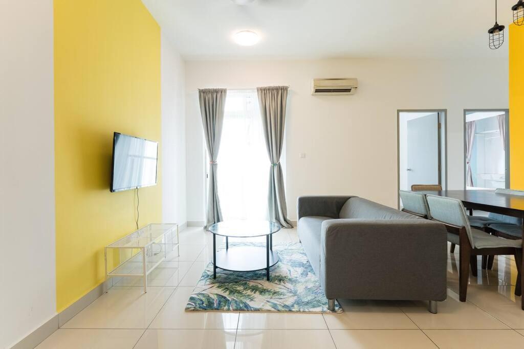 Tr Residence Lovely 3 Bedroom Unit 6Pax Next To Titiwangsa Lrt กัวลาลัมเปอร์ ภายนอก รูปภาพ